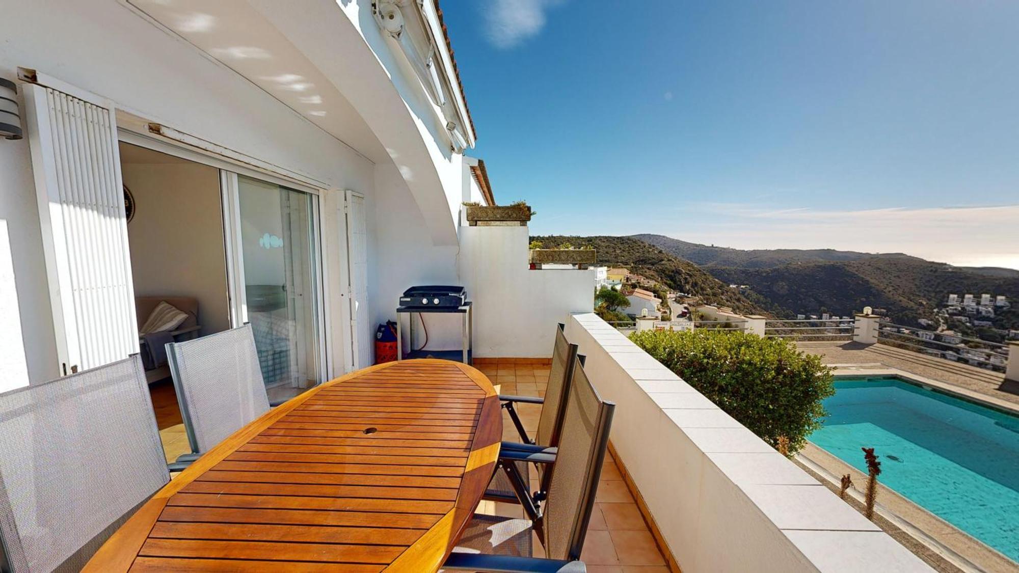 65 M2 ,piscine Vue Apartment Roses